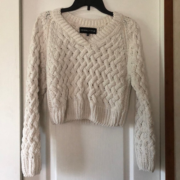 Kendall & Kylie Sweaters - Kendall & Kylie Crop V-Neck Sweater